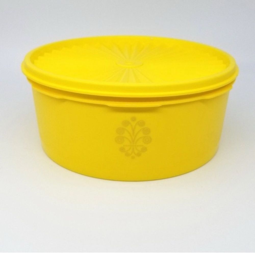 Tupperware Sunny Yellow Container with Lid # 1204-3